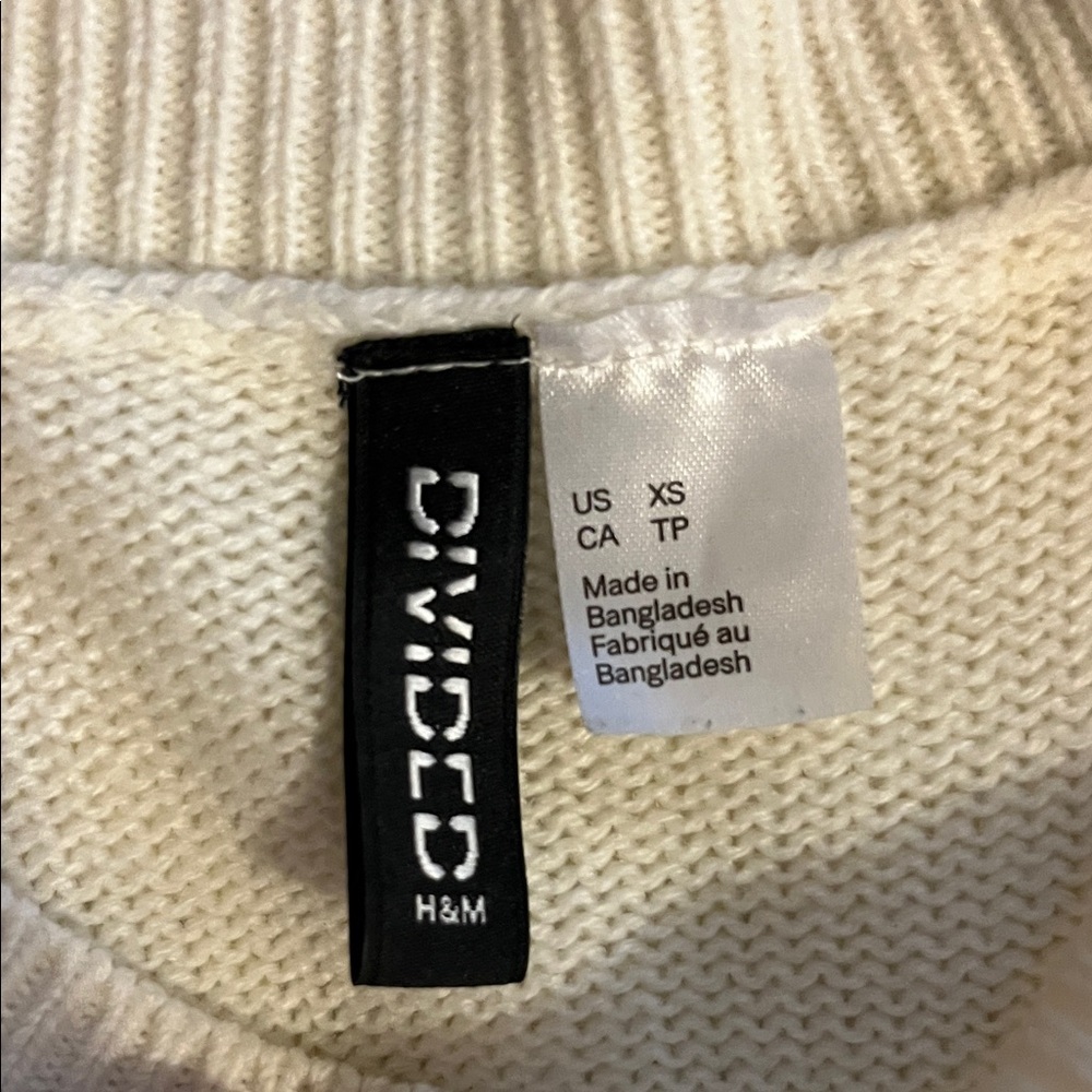 H&M Women's Sweater - Picture 5 of 5